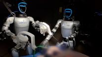 Premieră mondială. Doi roboţi au încheiat cu succes o intervenţie chirurgicală