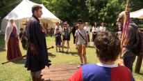 Satul în care istoria prinde viață. Vizitatorii devin cavaleri și descoperă meșteșugurile de altădată