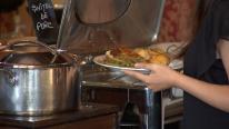 Scumpirile îi împing pe români spre restaurantele "all you can eat". Cât costă un meniu în București