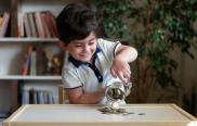 Cum învată copiii să cheltuiască banii într-un mod responsabil. Modalităţile adoptate de părinţi
