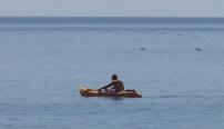 Sporturile nautice, atracția verii pe litoral. Cât costă o oră de paddle sau kitesurfing