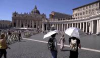 Valul de căldură care a pârjolit Europa ajunge şi în România. Urmează temperaturi de "luna lui cuptor"