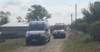 3 persoane din Vaslui, găsite inconştiente într-un beci în care fermenta vinul. Au fost scoase de vecini