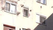"Mama lui plângea şi-l striga". Copil de patru ani din Alba, căzut de la etajul 3 al blocului în care locuia