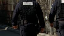 Jandarm din București, reținut după ce ar fi agresat o femeie transgender. "Aici e România, nu Franța"