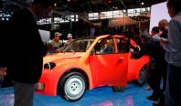 Chinezii au prezentat maşina care se încarcă 70% în 5 minute. Europenii răspund cu modele clasice, reinventate
