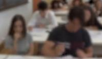 Un băiat de 14 ani din Târgovişte şi-a lovit colegul de bancă şi l-a ameninţat cu moartea