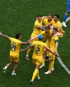 Val de ironii la adresa lui Iohannis după ce a felicitat naționala României la finalul meciului cu Ucraina: „Ce miracol, unii au rămas fără glas, iar alții au prins glas”