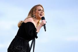 Adele „învață un nou skill pentru a-și impresiona fanii” din Germania. Cântăreața își mută spectacolele aproape de casă