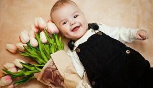 Bebelușii născuți în martie. Lucruri uimitoare pe care le poți afla despre aceștia