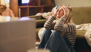 Stresul și anxietatea: care este diferența? Strategii pentru a le gestiona