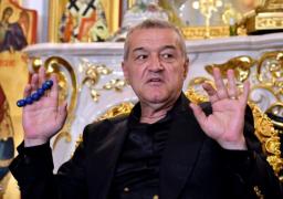 Cum arată locul de veci al lui Gigi Becali. Gazonul dintre morminte, provenit de la FCSB