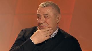 Victor Becali a vorbit deschis despre mituirea unei judecătoare de la Tribunalul Bucureşti: ”Prin el i-am dat banii”. Suma uriaşă pe care i-a dat-o. EXCLUSIV