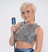 Mădălina Lefter s-a transformat dintr-o fetiţă timidă într-o vedetă supersexy!