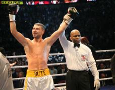 Lupta carierei pentru Lucian Bute! Romanul va boxa cu Jean Pascal