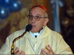 Argentinianul Jorge Mario Bergoglio este noul Papa. Numele sau va fi Papa Francisc I