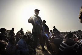 Presa britanica: Sute de mii de moldoveni se pregatesc sa migreze in Marea Britanie prin "usa din spate"