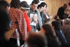 Comisia Europeana aloca 24 de milioane de euro pentru sprijinirea somerilor din UE, inclusiv a celor romani