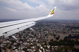 Avion prabusit in Afganistan: cel putin sapte morti