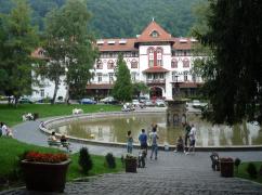 Centrul statiunii Sinaia va fi blocat timp de doua luni