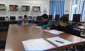 Manuale noi, in varianta tiparita si digitala, din 2014