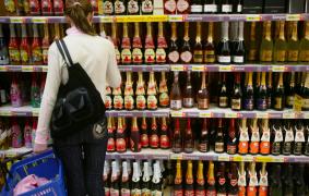 Berea si sampania, in topul celor mai periculoase bauturi