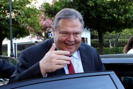 Remaniere guvernamentala in Grecia. Vezi AICI ce decizii a luat premierul Samaras