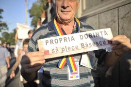 Traian Basescu trebuia demis la referendum