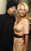 Pamela Anderson s-a căsătorit pentru a patra oară. N-o să crezi cine e fericitul!