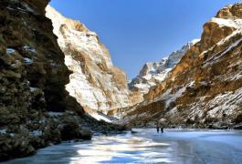 Coşmarul femeii însărcinate care a mers pe jos 70 de km la temperaturi de - 35 de grade!