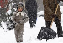Ponta l-a luat la întrebări pe ministrul Educaţiei cu privire la închiderea şcolillor din Bucureşti
