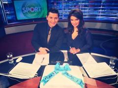 Valentin Butnaru şi Olivia Păunescu, un an de Observator matinal! Surpriza colegilor