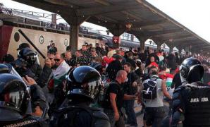 Câţiva suporteri unguri au spart geamul unui autoturism cu români. Peste 12.000 de forţe de ordine, mobilizate în ţară pentru meciul România-Ungaria