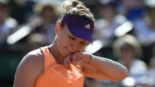 Simona Halep a fost învinsă de Ana Ivanovici, scor 6-7, 6-3, 3-6
