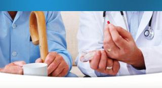 Revoluție în medicină! Un bărbat paralizat merge din nou