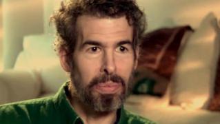 Nu te-ai fi aşteptat! Meseria celui de-al doilea cel mai deştept om din lume