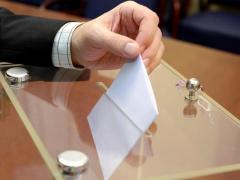 DIASPORA: Potrivit legii, la închiderea secţiilor pot vota doar cei aflaţi în sala cu cabinele de vot