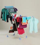 ATENȚIE la hainele uscate în casă! Pot produce dar și agrava anumite BOLI