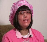 Nu ai mai auzit aşa ceva! Ea e SINGURA femeie căreia îi creşte ASTA în loc de păr