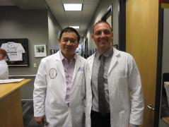 Dragoș Popescu, un chirurg ortoped de top în Spania și SUA, spune ”Vreau să salvez în România”