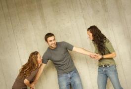 Îți sună cunoscut? Ce se întâmplă dacă furi partenerul altcuiva