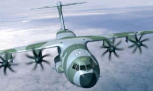 Un mort şi trei răniţi, după prăbuşirea unui avion militar, în Franţa