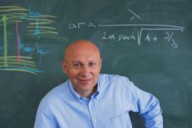 Stefan Hell, cercetătorul de origine română, a primit PREMIUL NOBEL