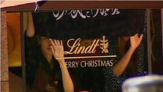 Ore întregi de chin! LUARE DE OSTATICI într-o cafenea din Sidney