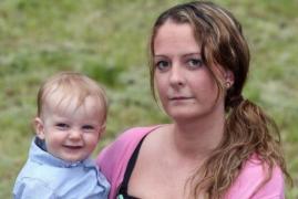 Copilul din poză va avea cel mai TRIST CRĂCIUN! Nimeni nu-l poate ajuta să se bucure