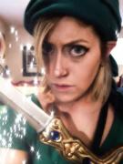 Este incredibil ce poate face cu faţa ei. Imagini ULUITOARE!