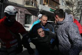 Măsuri pentru neutralizarea "extremiştilor" de la Kiev: Armata ucraineană poate utiliza arme