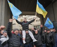 Doi morţi şi 35 de răniţi în timpul protestelor din Crimeea!