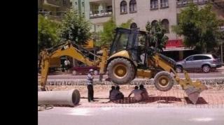 Celebrul DOREL e mic copil pe lângă ei! Imagini penibile de la locul de muncă