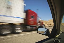 Italia: Doi români au murit, iar alţi doi sunt în stare critică, în urma unui accident auto grav